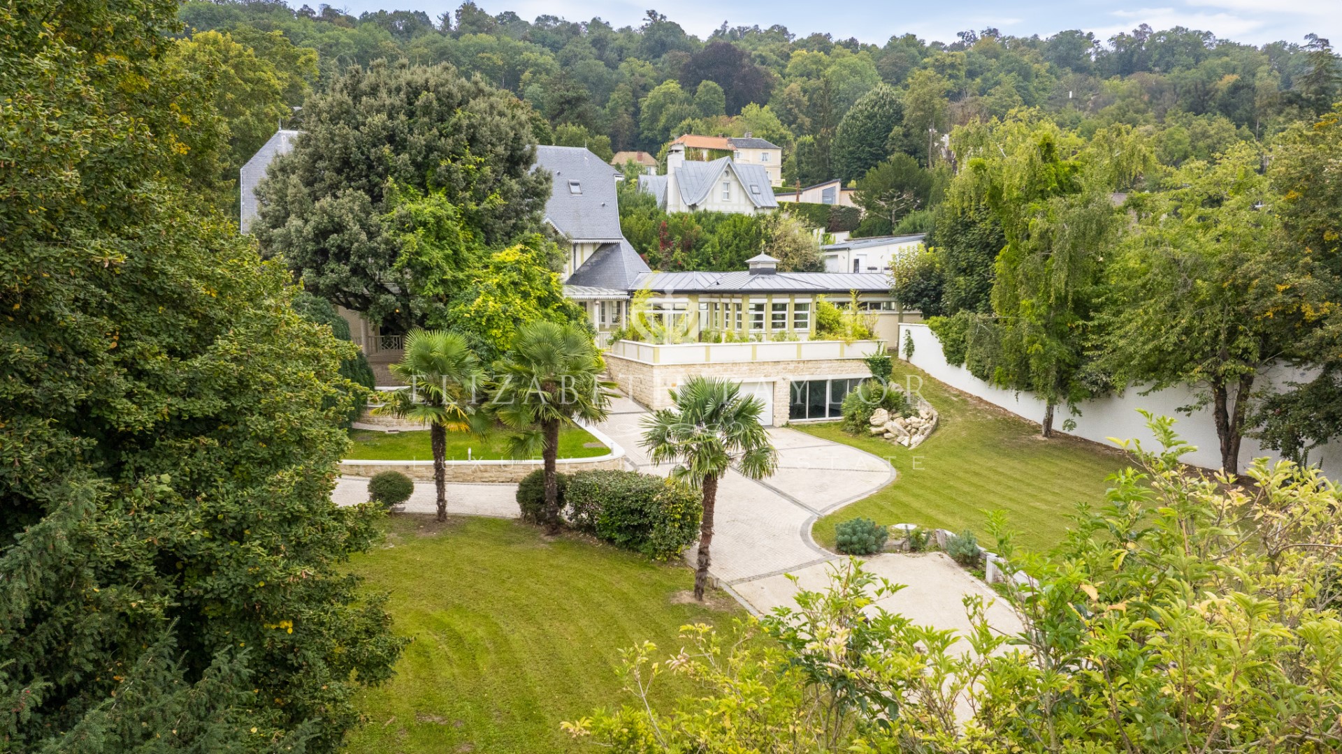 Maison de ville à vendre dans le quartier Bord de Seine