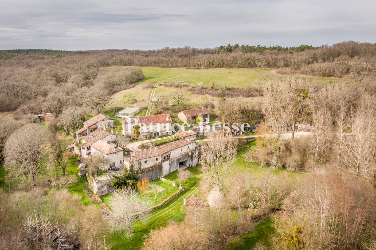 Luxury house for sale in Angoulême