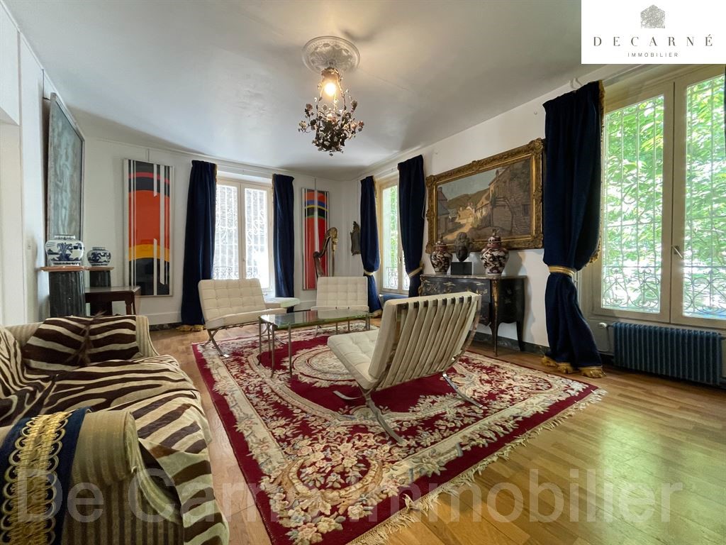 Maison de luxe à vendre dans le quartier Debain-Michelet-Bauer