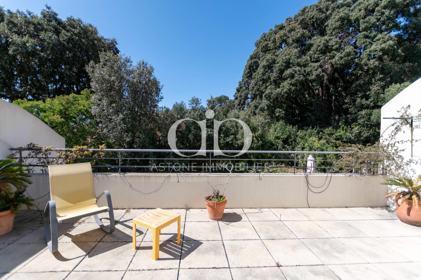 triplex for sale in Cassis