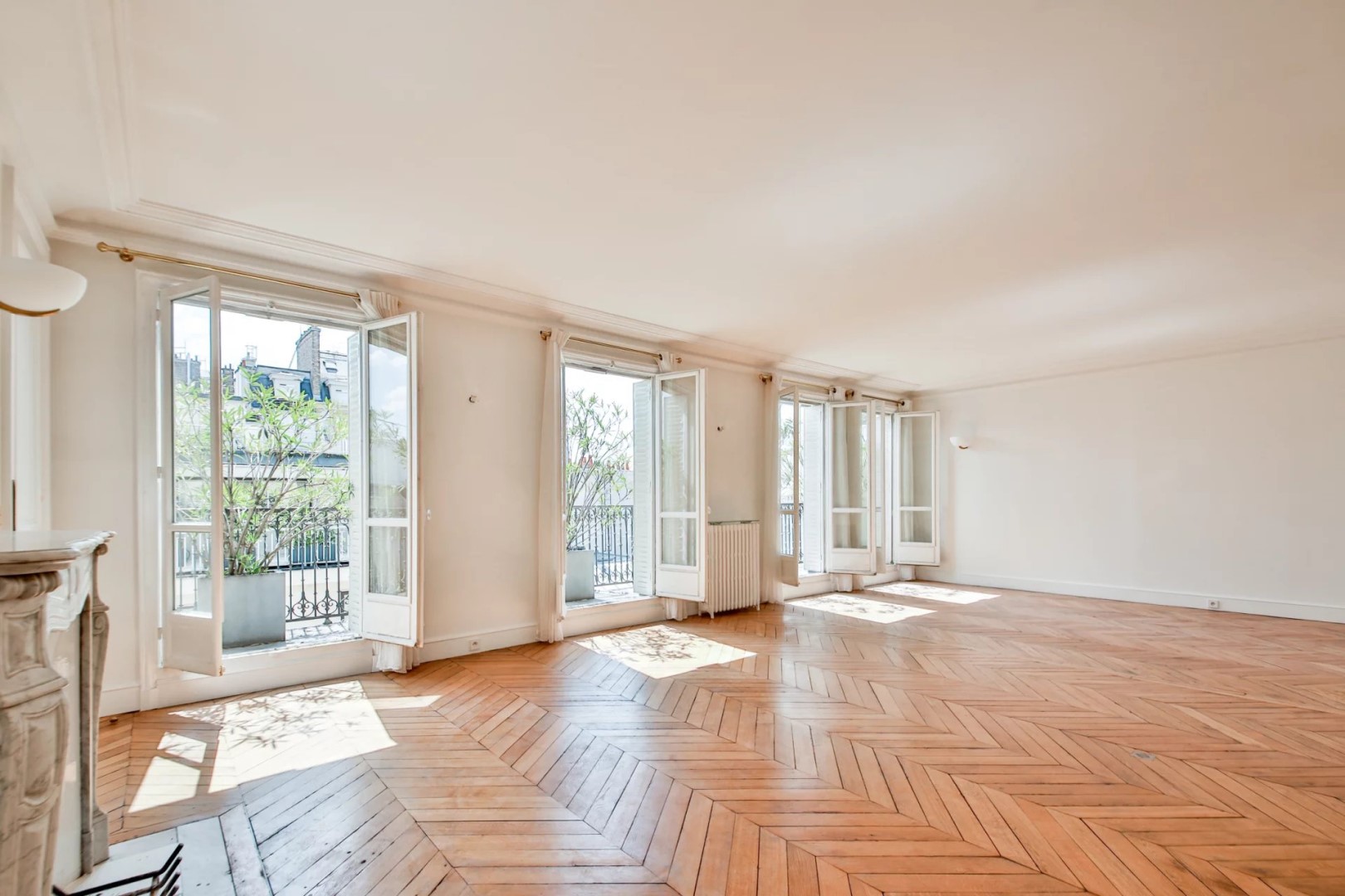 Luxury apartment for sale in Paris 16ème