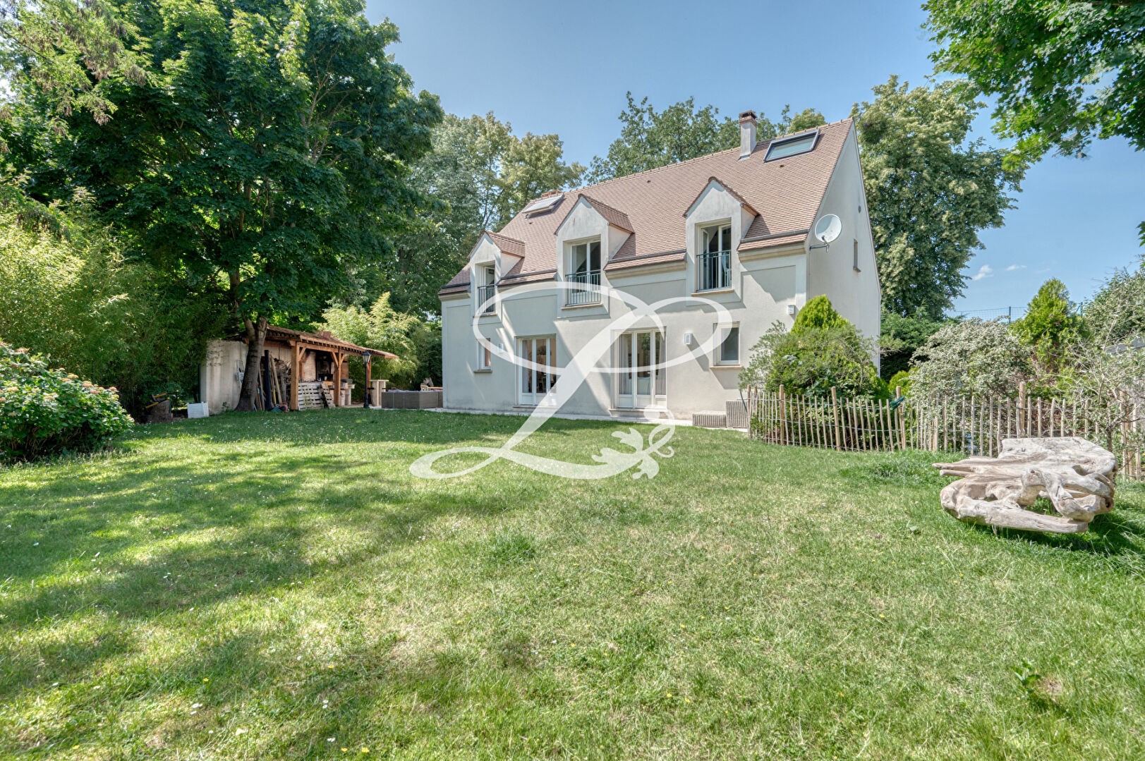Luxury house for sale in the district Napoleon