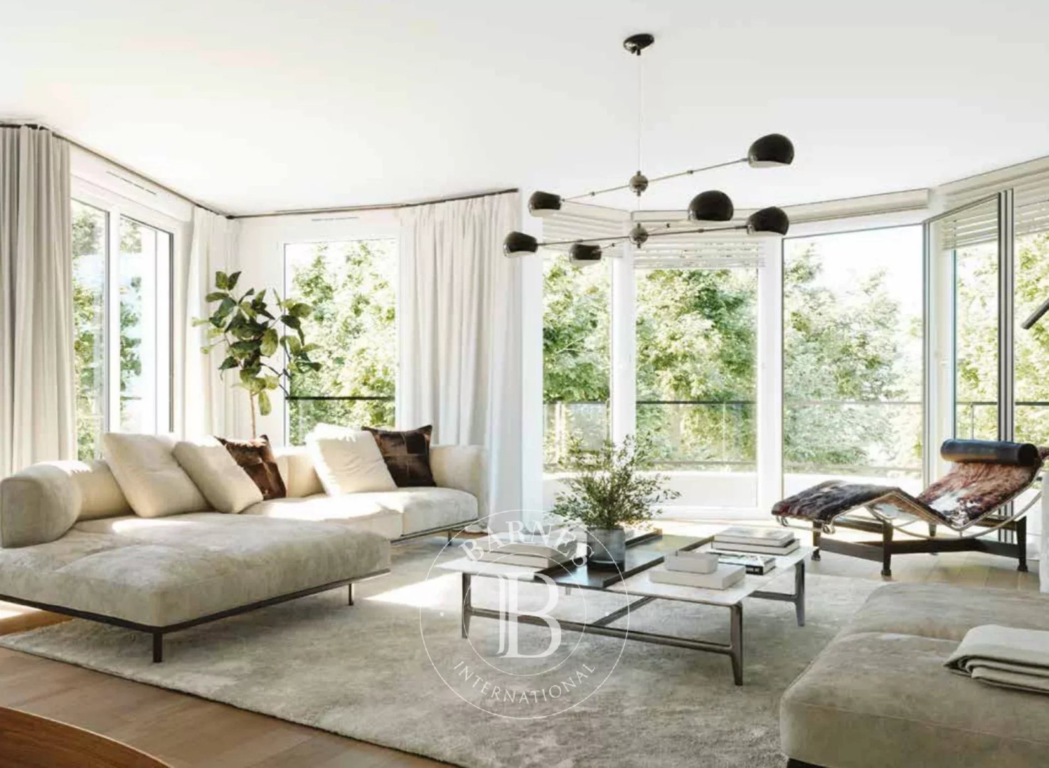 Luxury apartment for sale in the district Rue de Versailles-Monastere