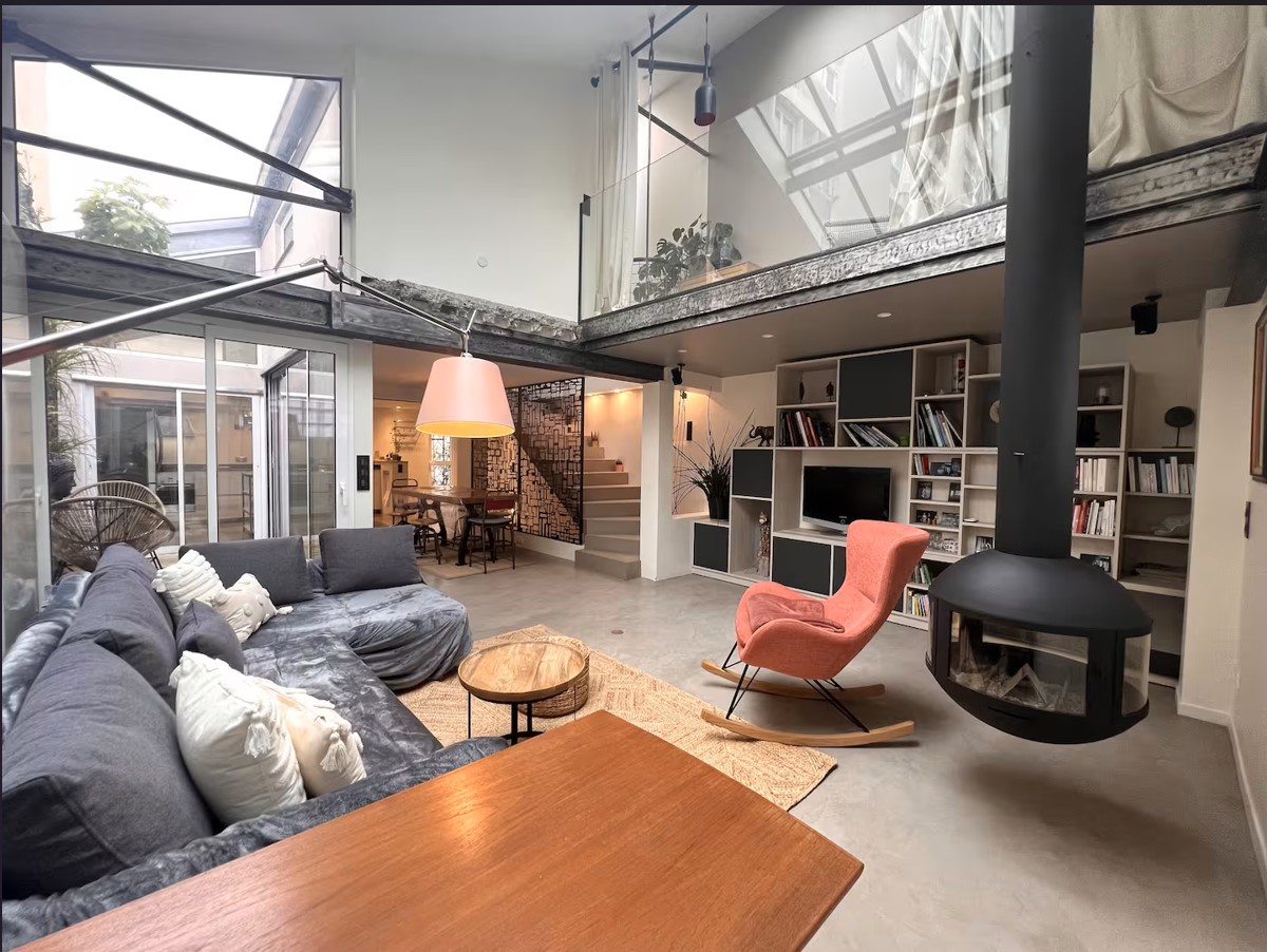 Loft for sale in the district Signac-Murs à Pêches