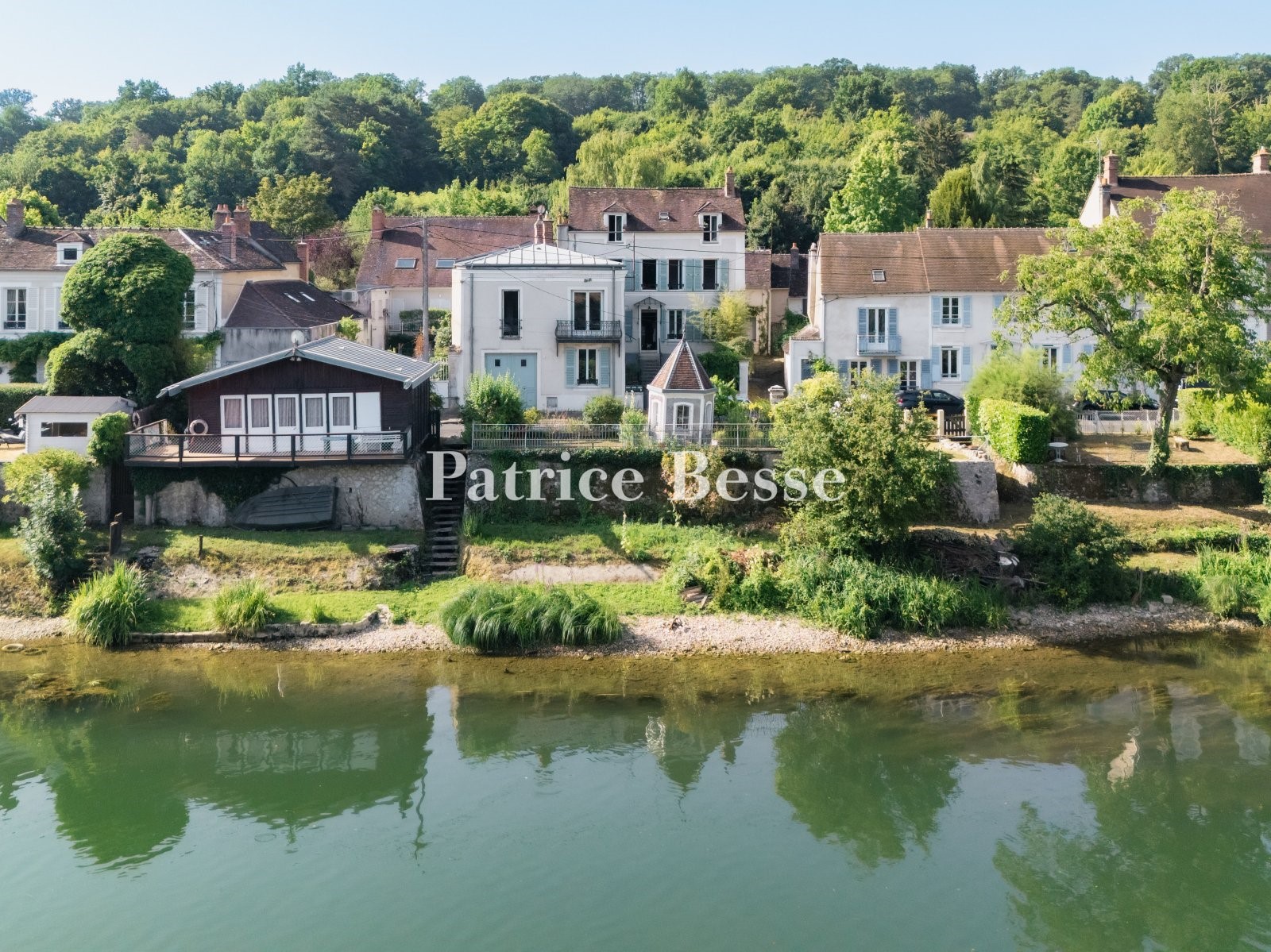 Village house for sale in Fontainebleau