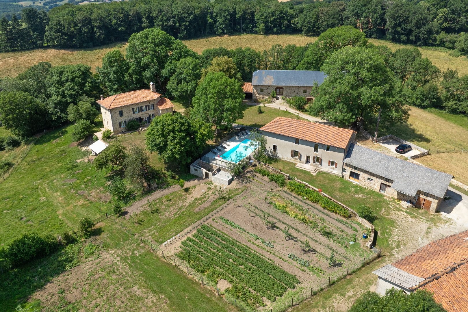 propriété à vendre dans le quartier Zone Urbaine Est