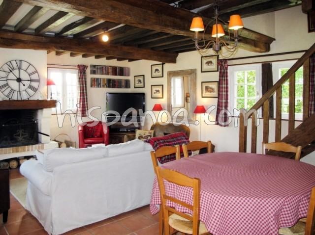 Maison De Vacances A Lisieux En Basse Normandie Pour 6 Pers