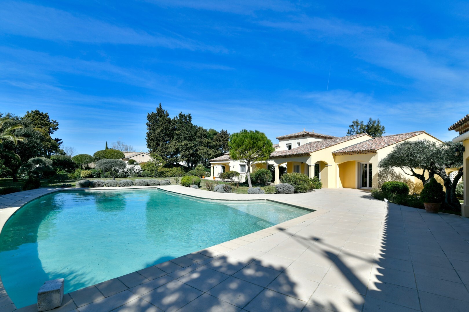 Maison de luxe à vendre à Rochefort-du-Gard