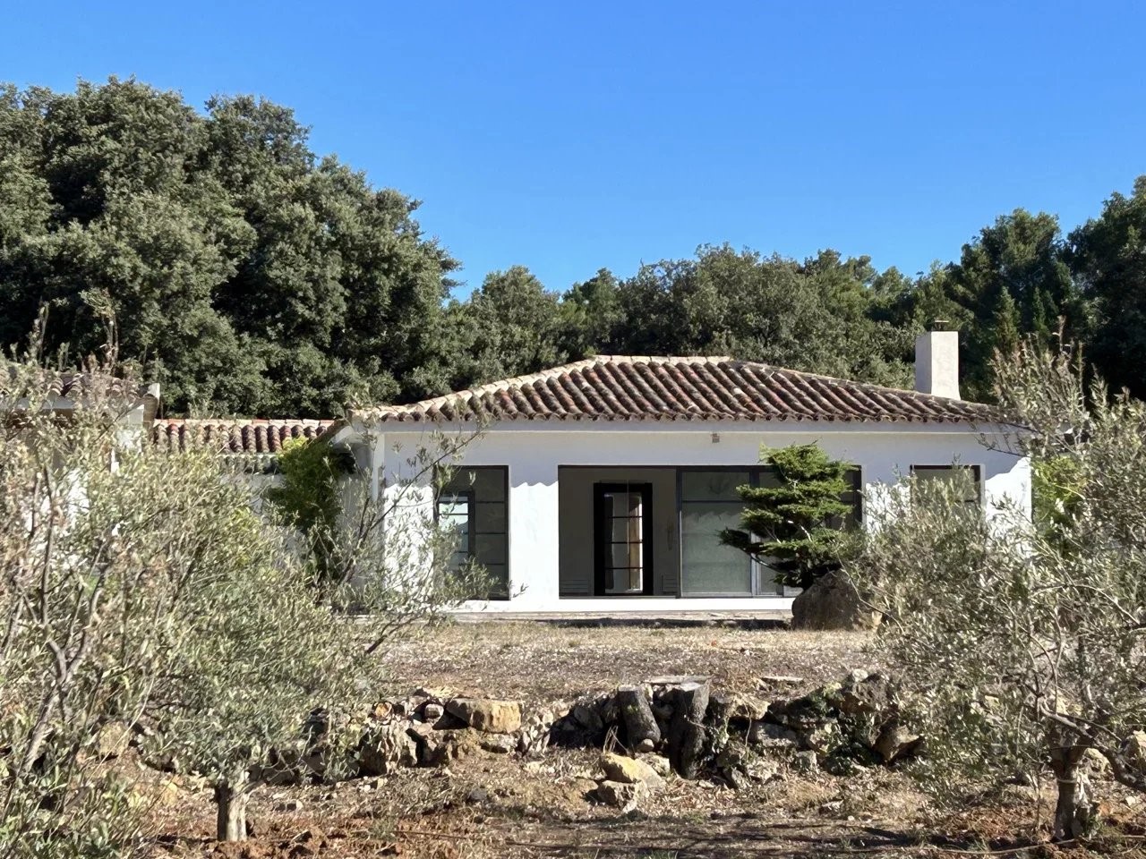 Maison de luxe à vendre à Saint-Marc-Jaumegarde