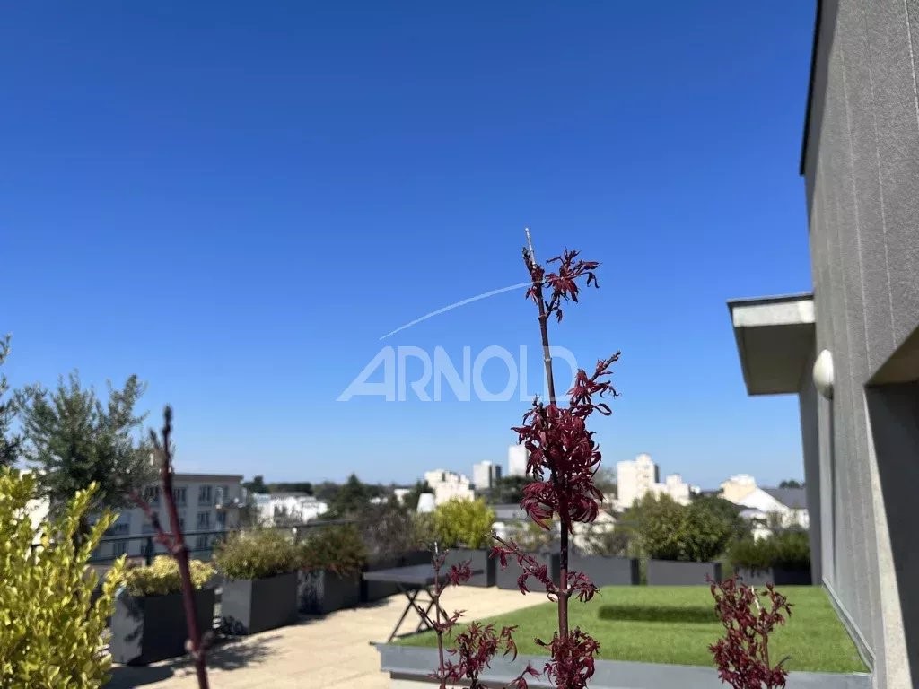 Luxury apartment for sale in the district Tortière - Donatien