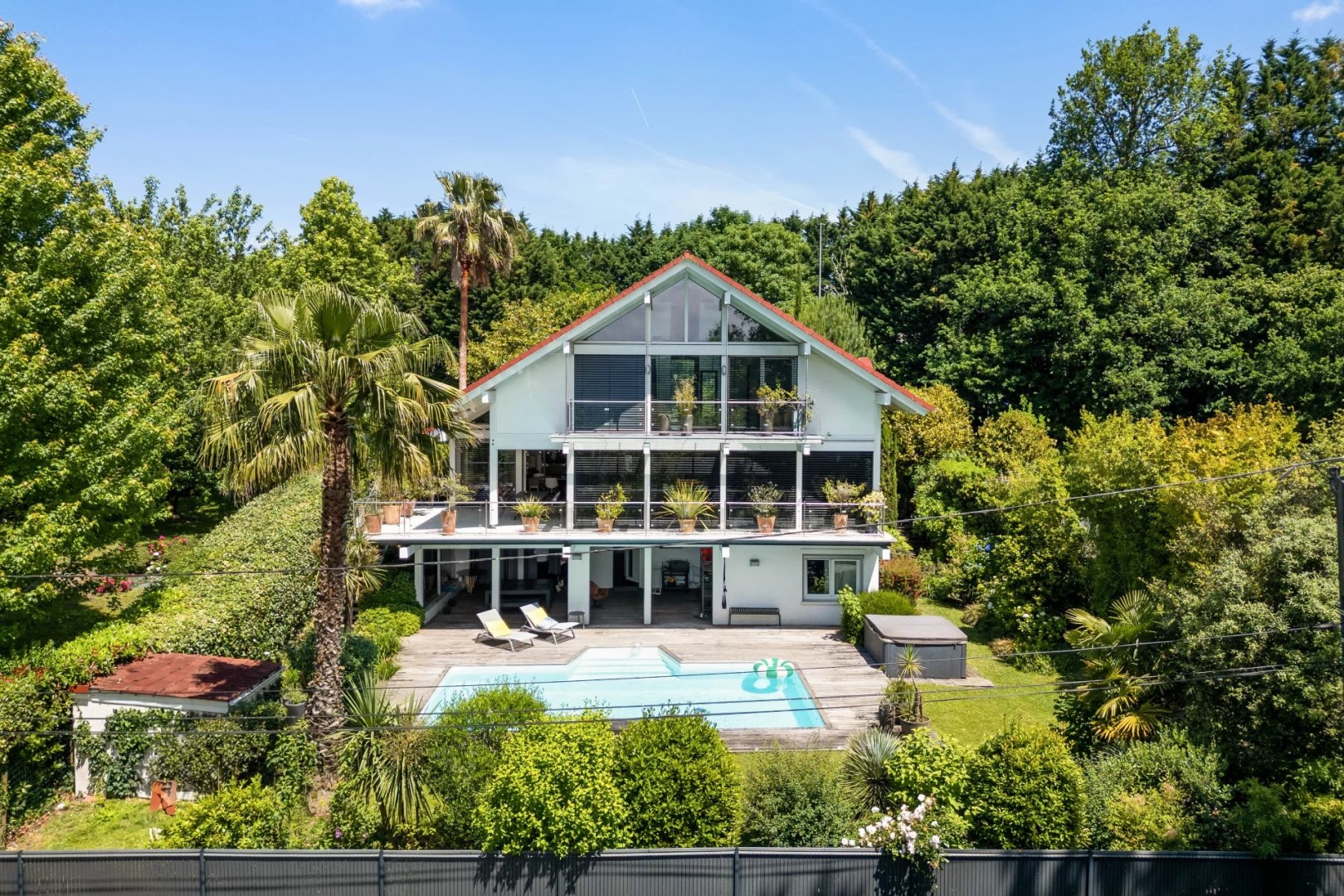 Luxury house for sale in the district Saint Jean-Bernain