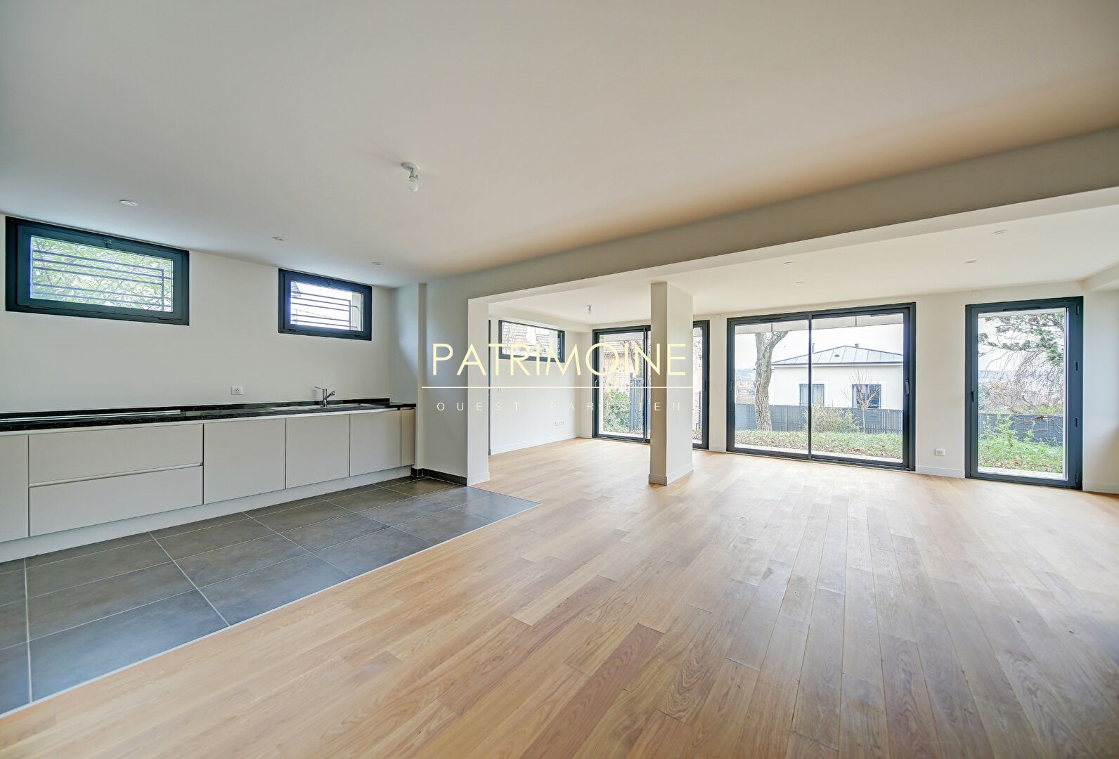 Luxe appartement te koop in Plateau-Mont Valérien