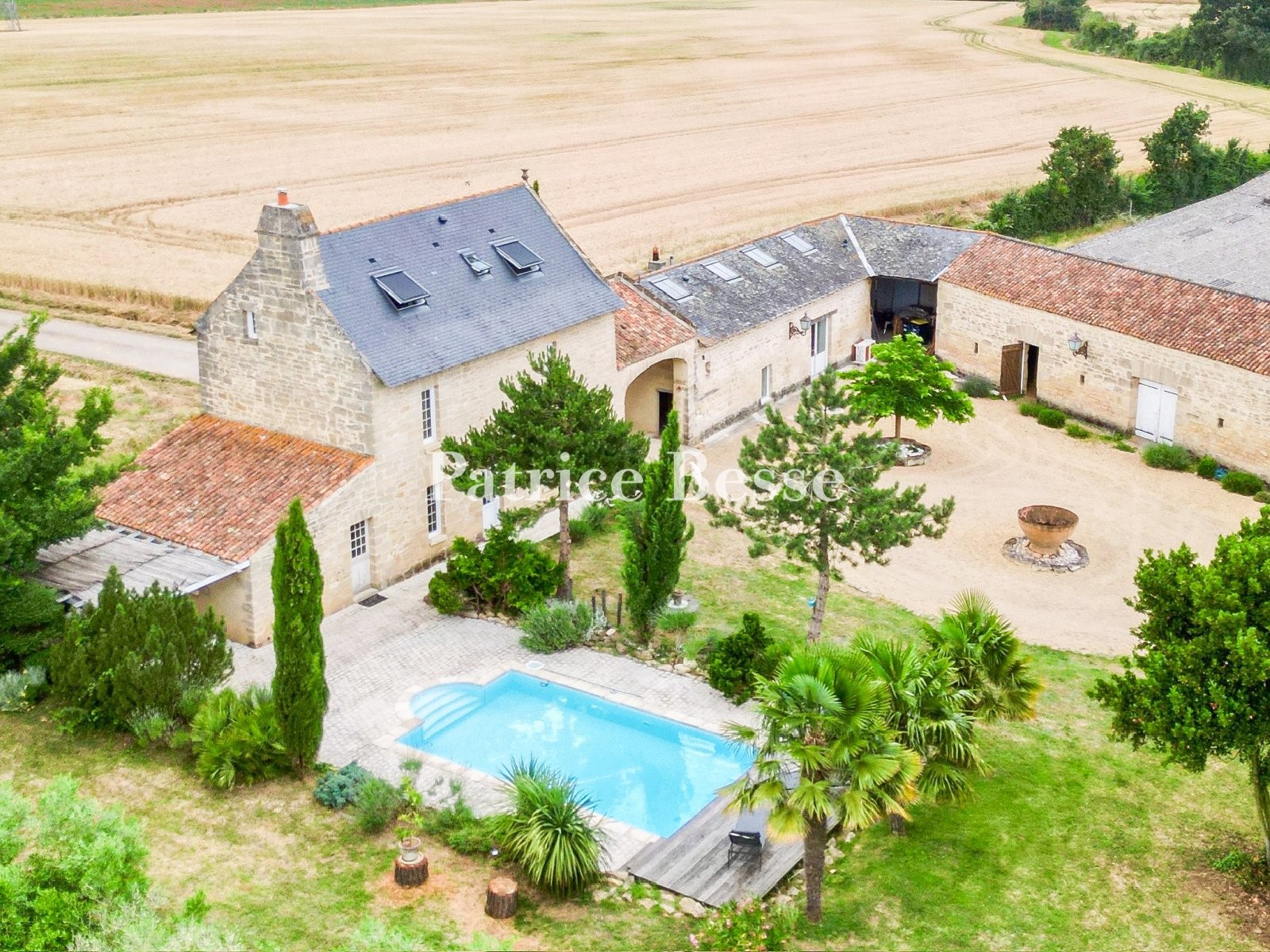 equestrian property for sale in Doué-la-Fontaine