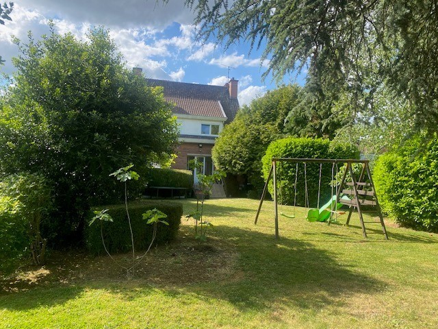 Luxury villa for sale in La Chapelle-d'Armentières