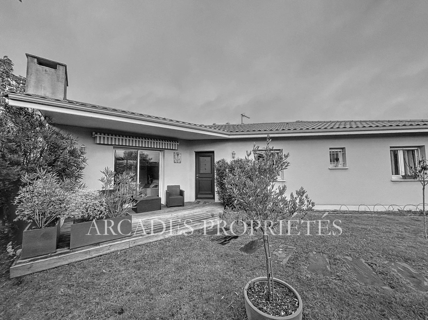 Luxury house for sale in the district Magonty