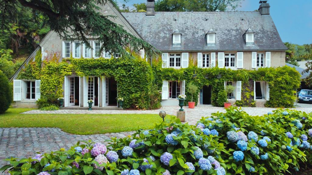 Luxury villa for sale in Pau