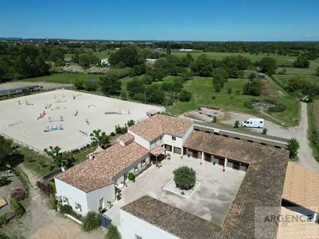 propriété équestre à vendre dans le quartier Centre Ville
