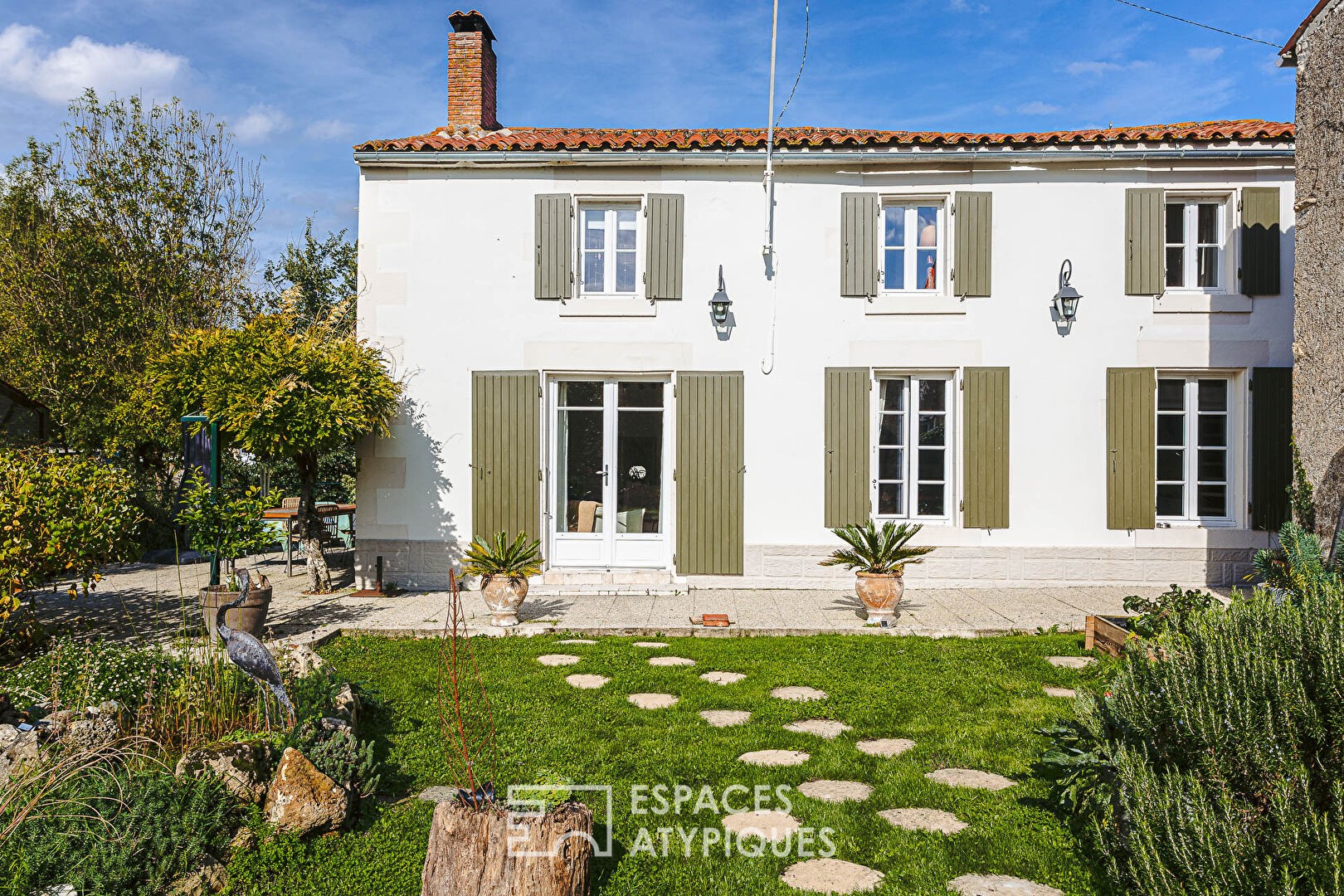 Maison de luxe à vendre à Saint-Hilaire-la-Palud