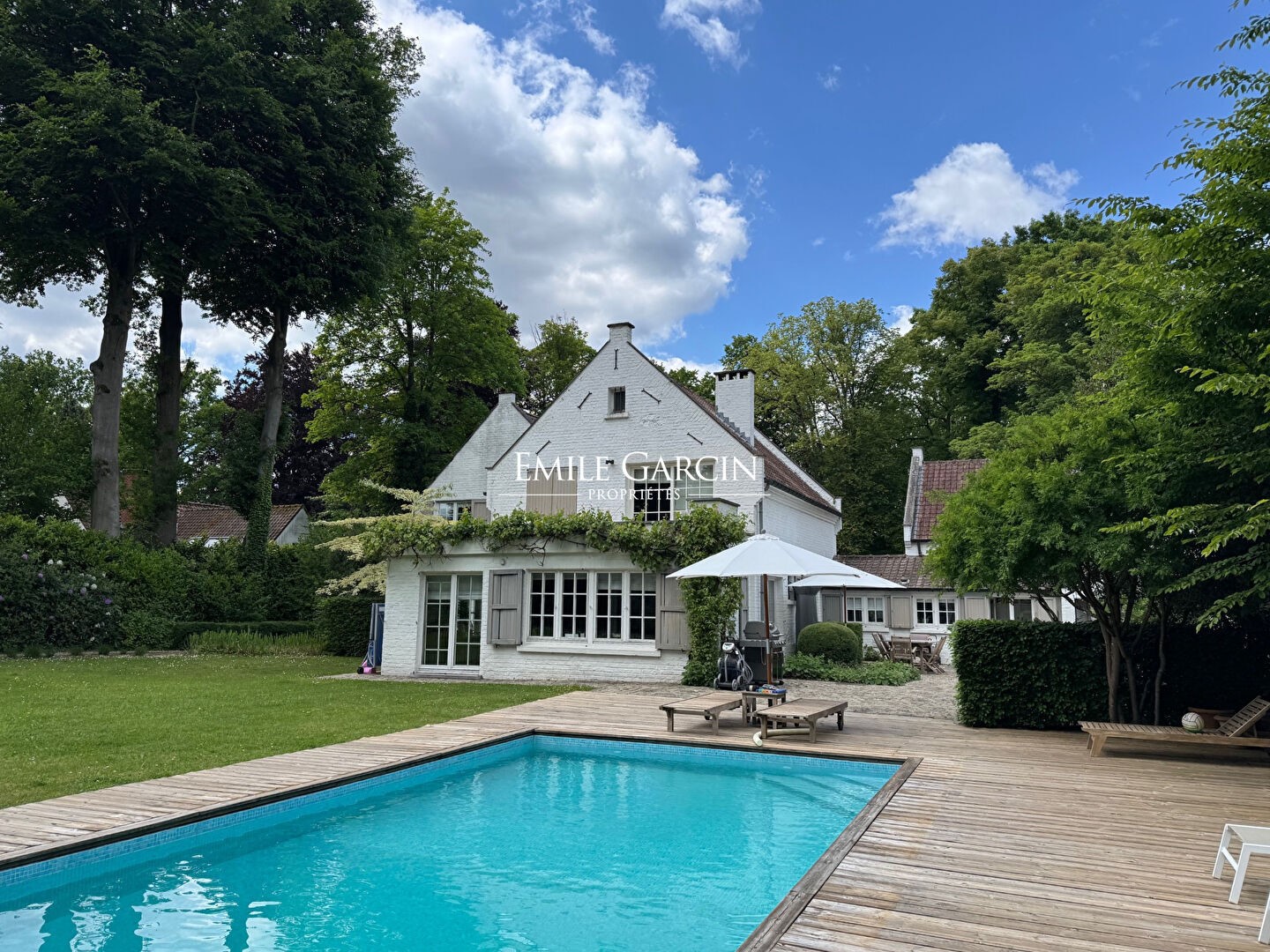 Luxury house for sale in St-Genesius-Rode