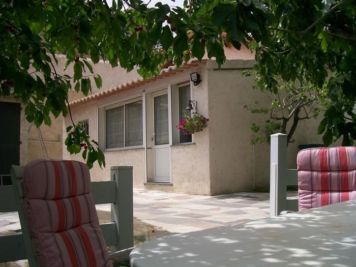 Maison De Vacances A Marseille En Provence Alpes Cote D Azur Pour 4 Pers 46m Amivac Com