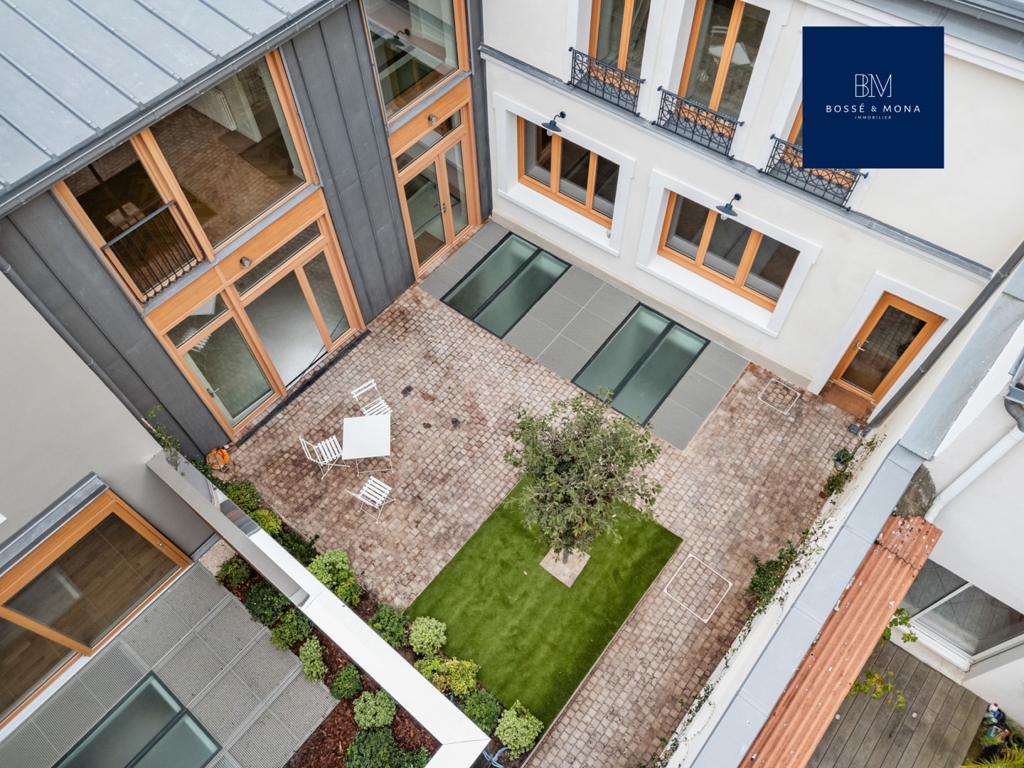 Hedendaagse woning te koop in Centre Ville