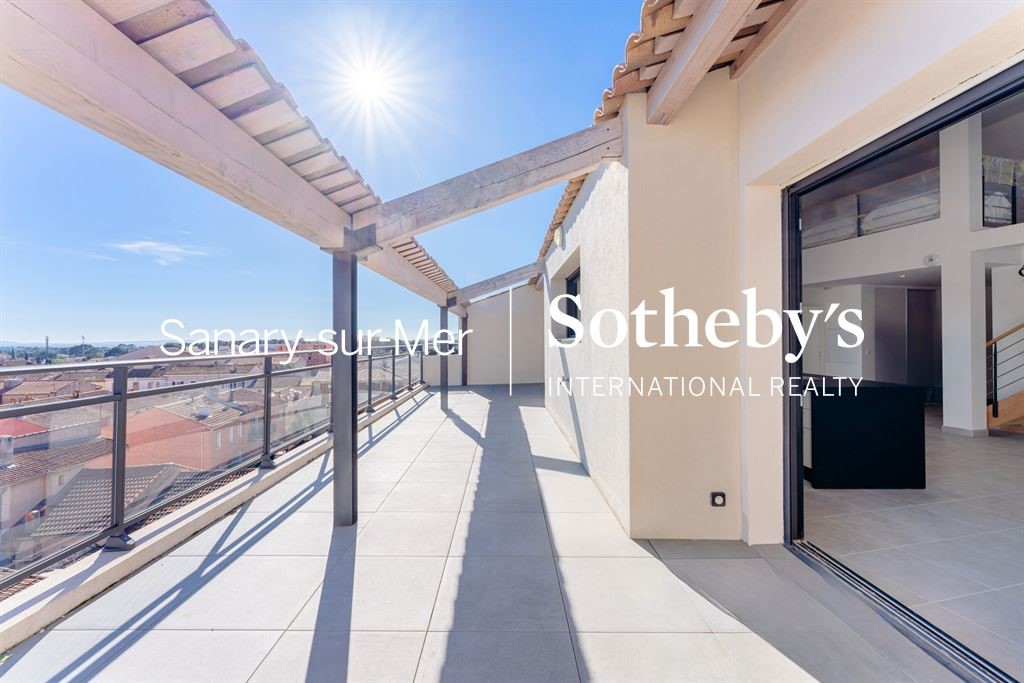 luxury duplex for sale in the district Village