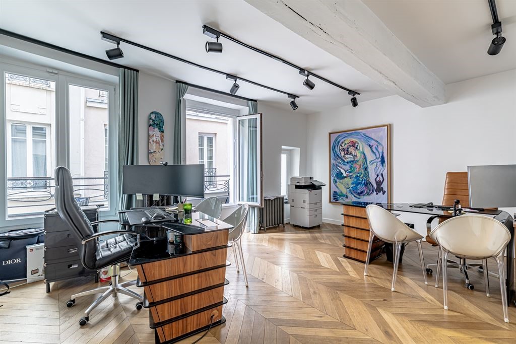 Duplex de luxe à vendre à Paris 3ème