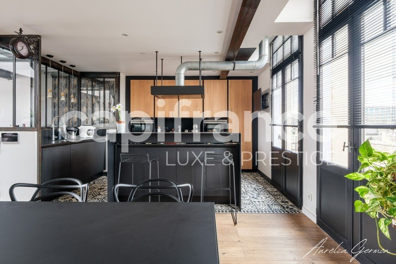 Casa contemporanea in vendita Hôtel de Ville-Quinconce-Saint Seurin-Fondaudège