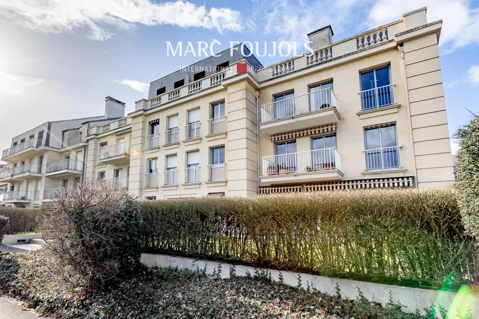 Luxury apartment for sale in the district Centre-Gare