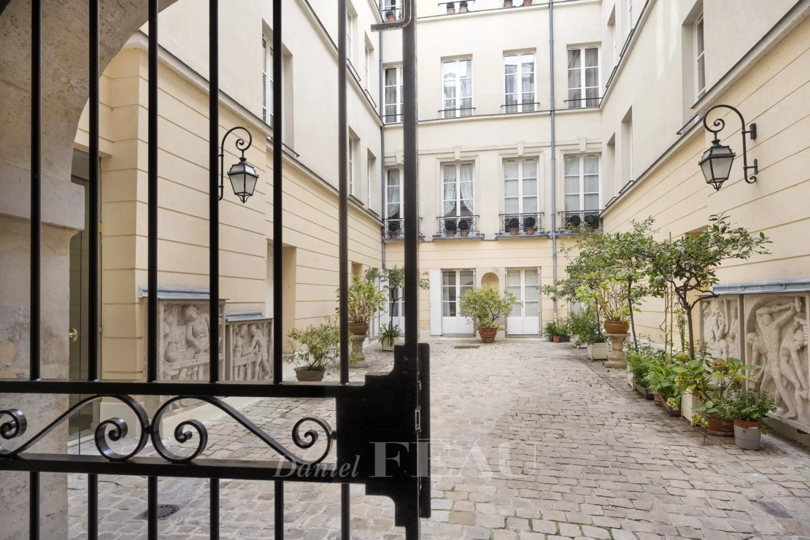 Luxury apartment for sale in Paris 6ème
