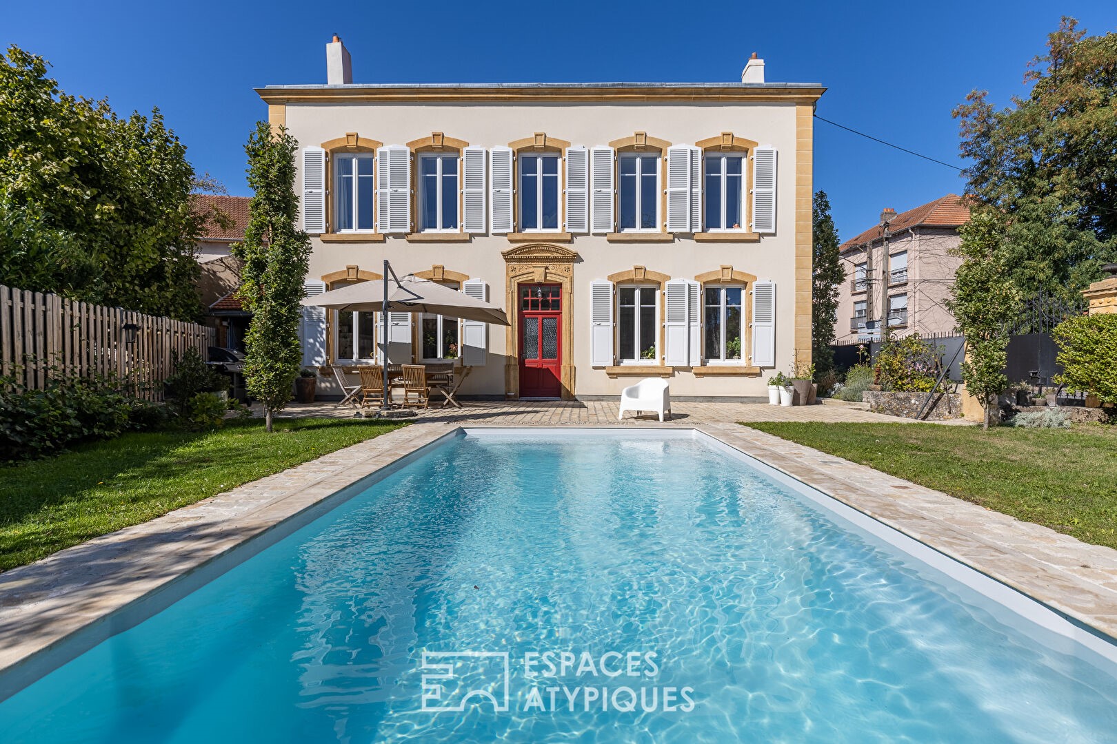 Luxury house for sale in the district Quatre Bornes
