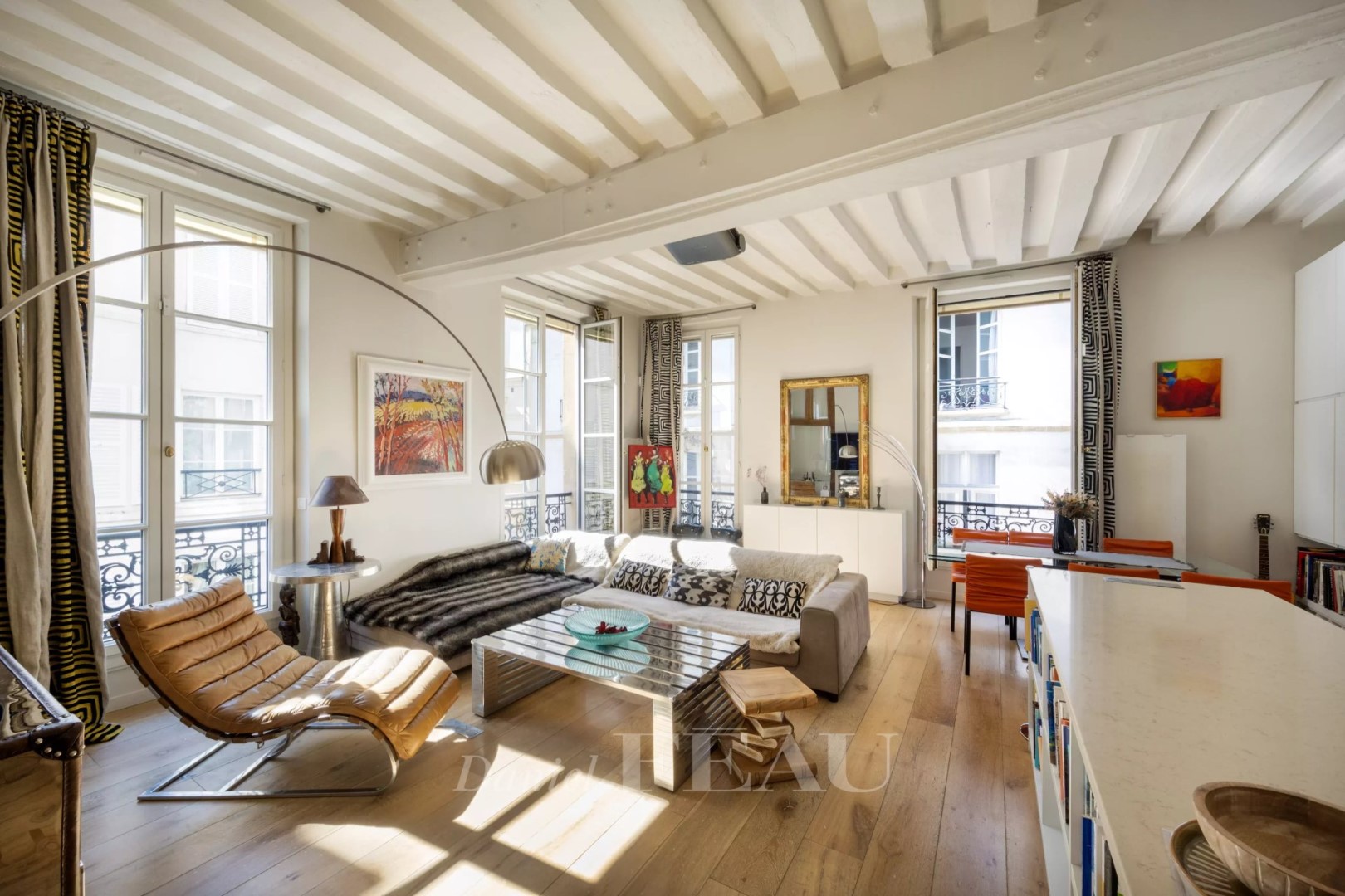 Luxury apartment for sale in the district Monnaie