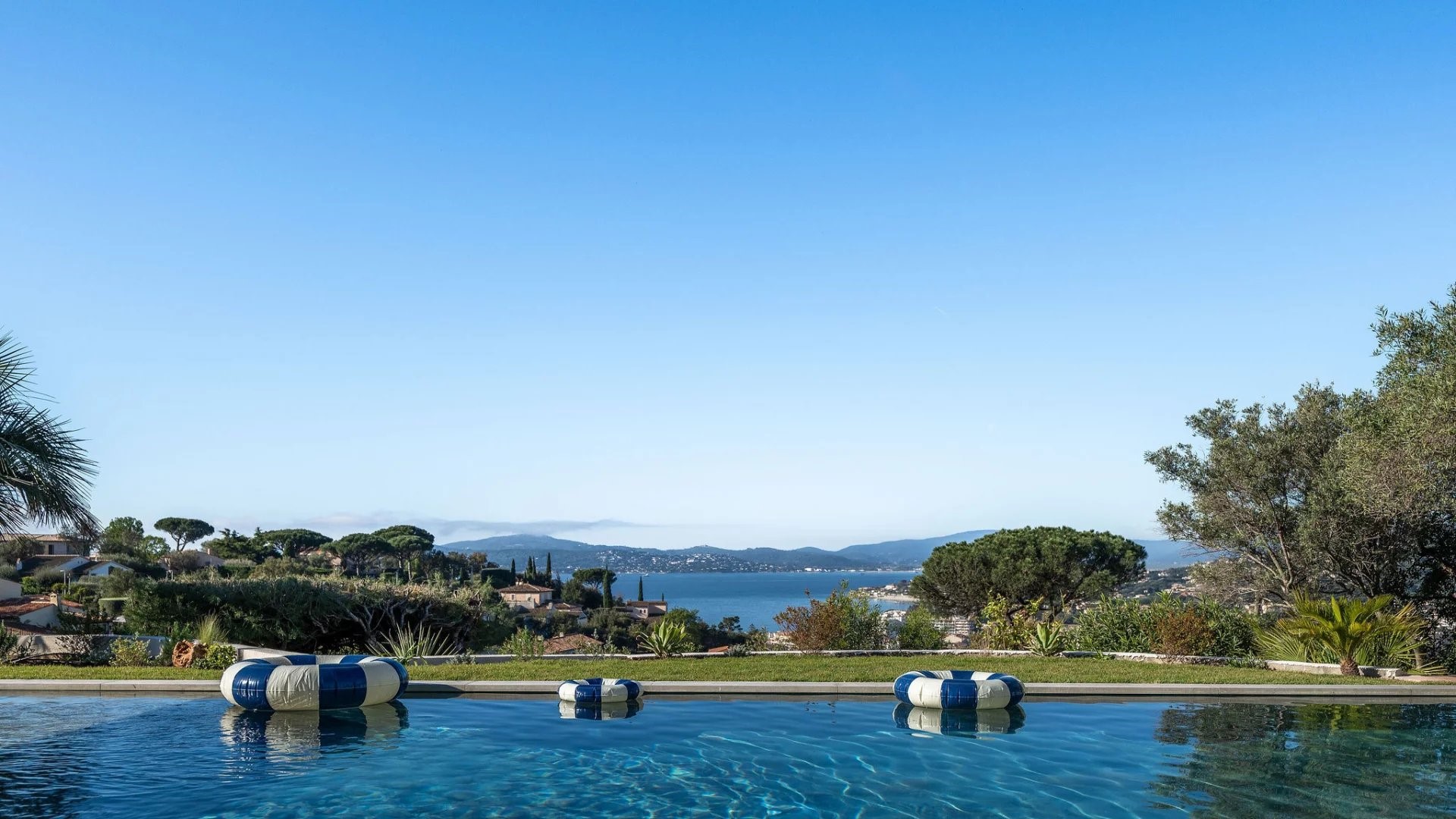 Luxe stadswoning te koop in Nartelle-Noyer-Bellevue-bd des Sardinaux