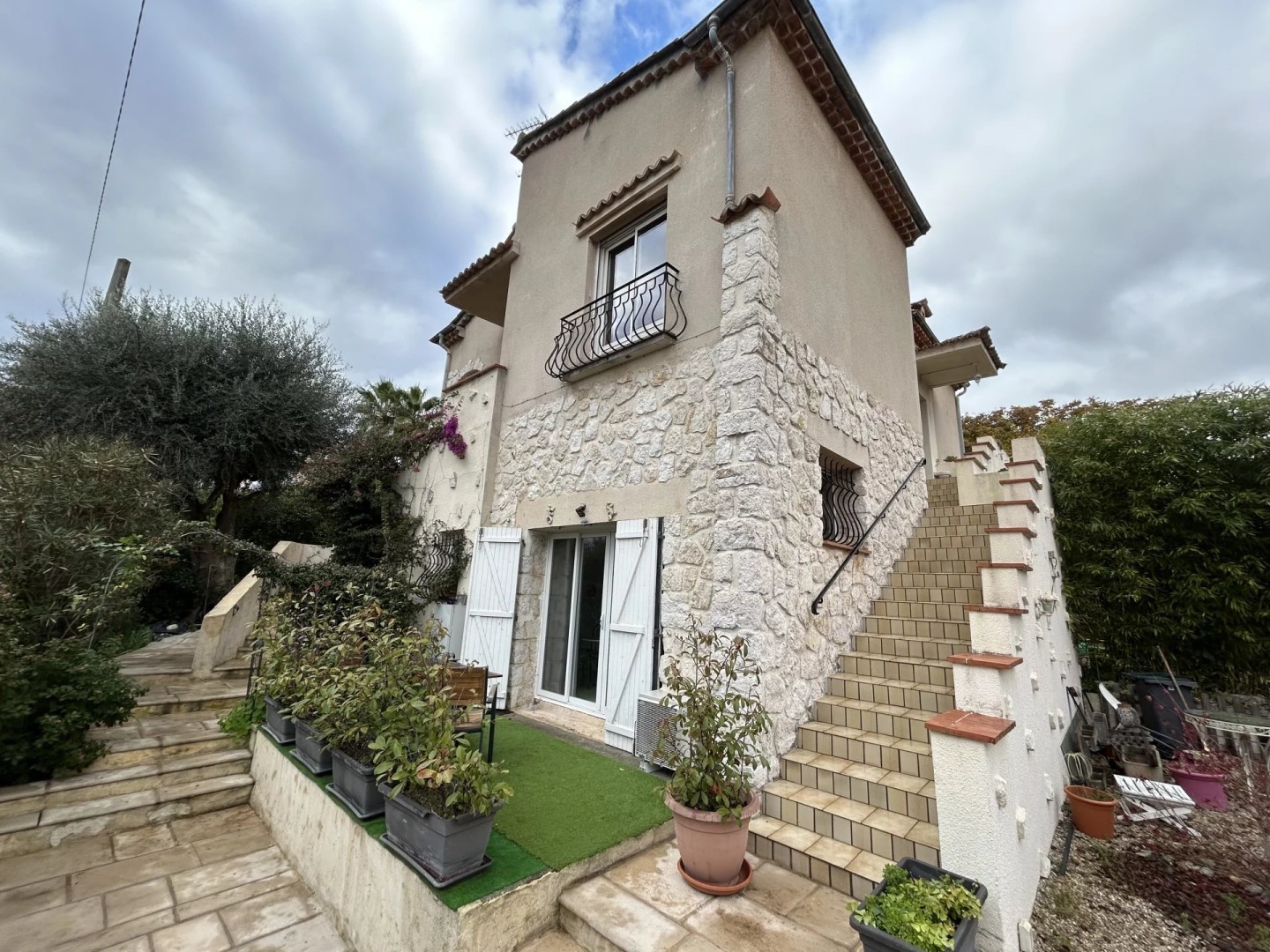 Maison de luxe à vendre dans le quartier Notre Dame