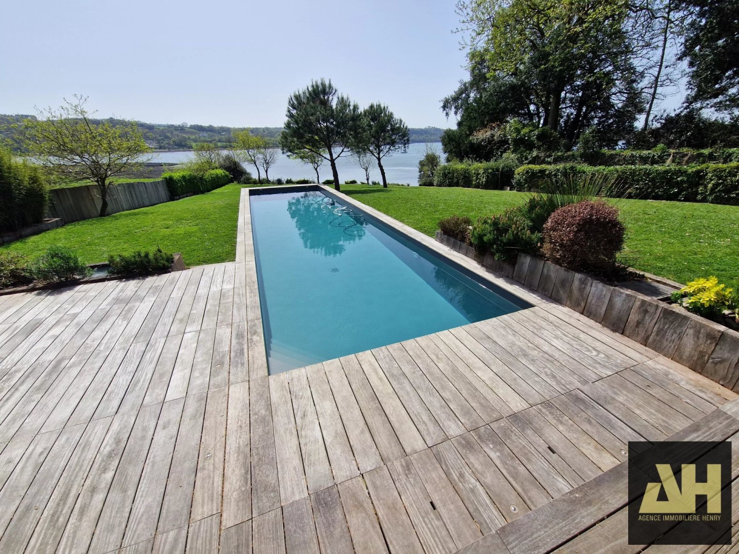 Luxury house for sale in the district Habitat Epars