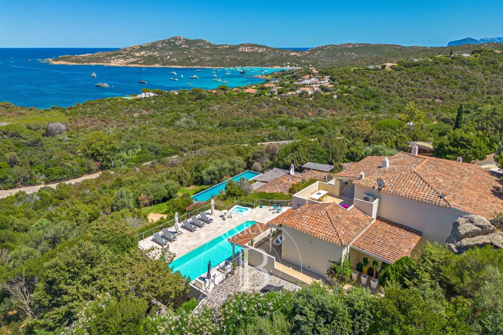 Luxe stadswoning te huur Porto cervo