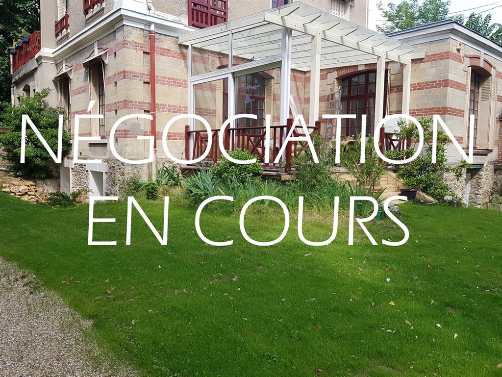 luxury duplex to rent in Croissy-sur-Seine