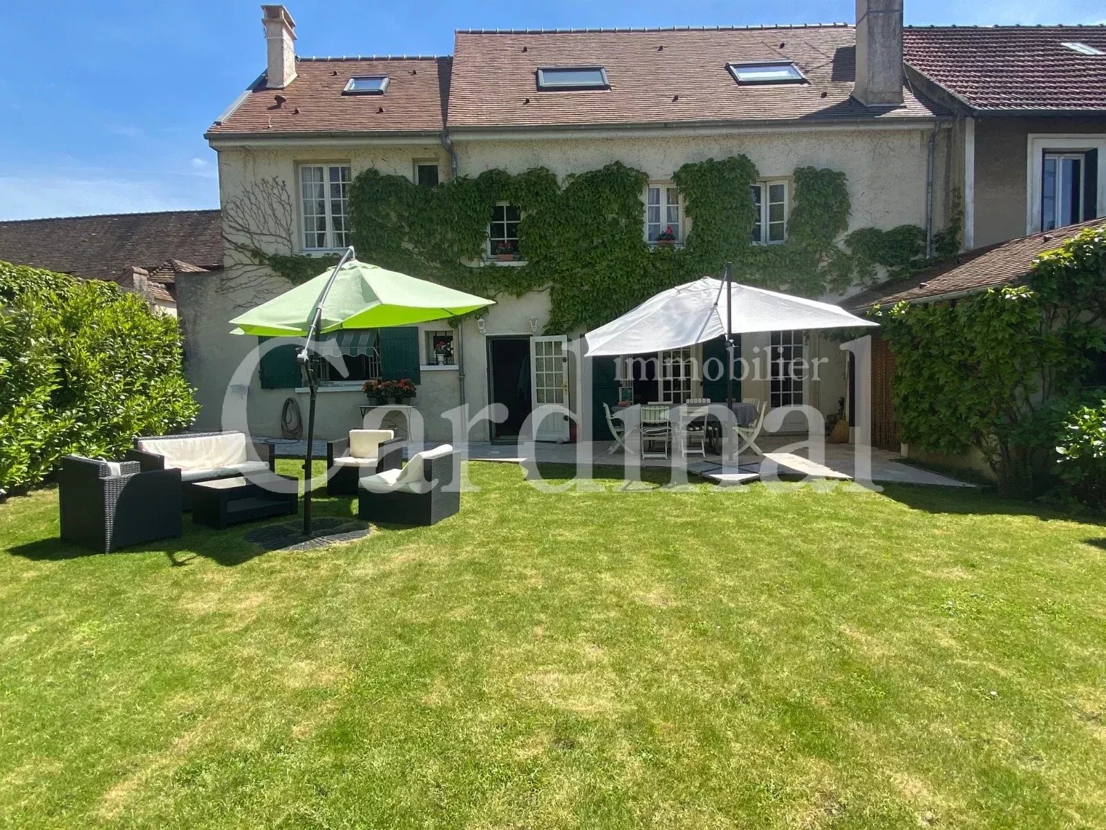 Luxury house for sale in Bailly