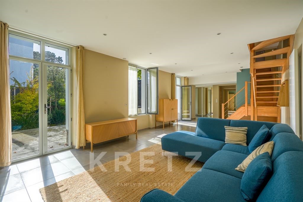 Luxury villa for sale in the district Gare-Grand Clos