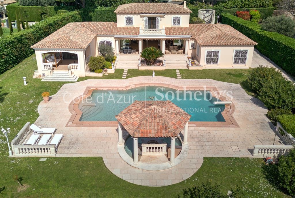 Villa de luxe à vendre à Cap d'Antibes