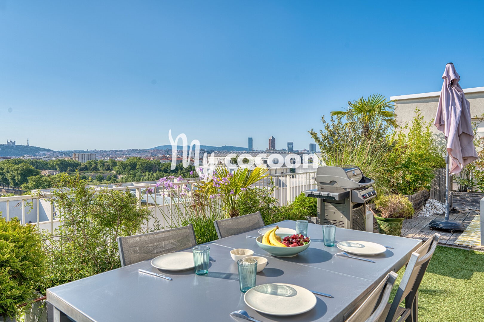 Duplex de luxe à vendre dans le quartier Monplaisir-Le Bachut