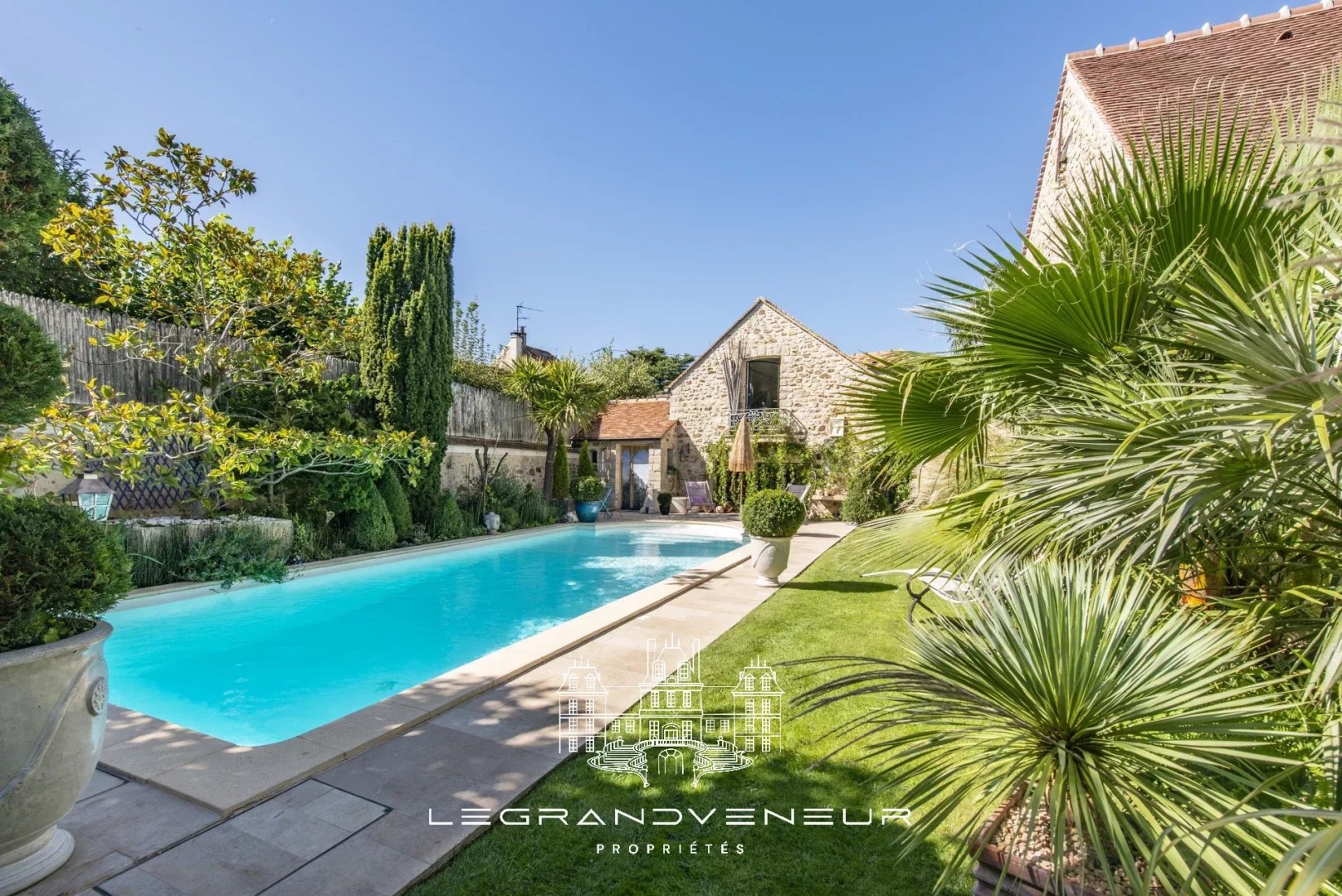 Maison de luxe à vendre à Fontainebleau