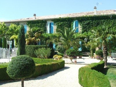 Magnanerie vue du parc