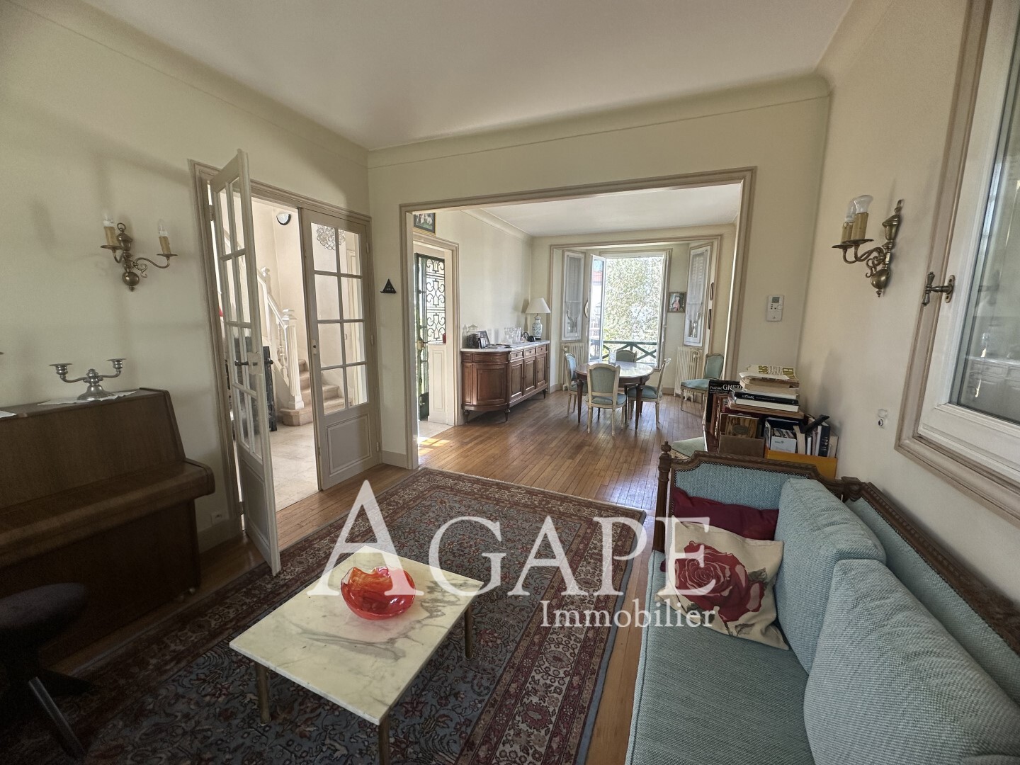 Maison de luxe à vendre dans le quartier La Varenne
