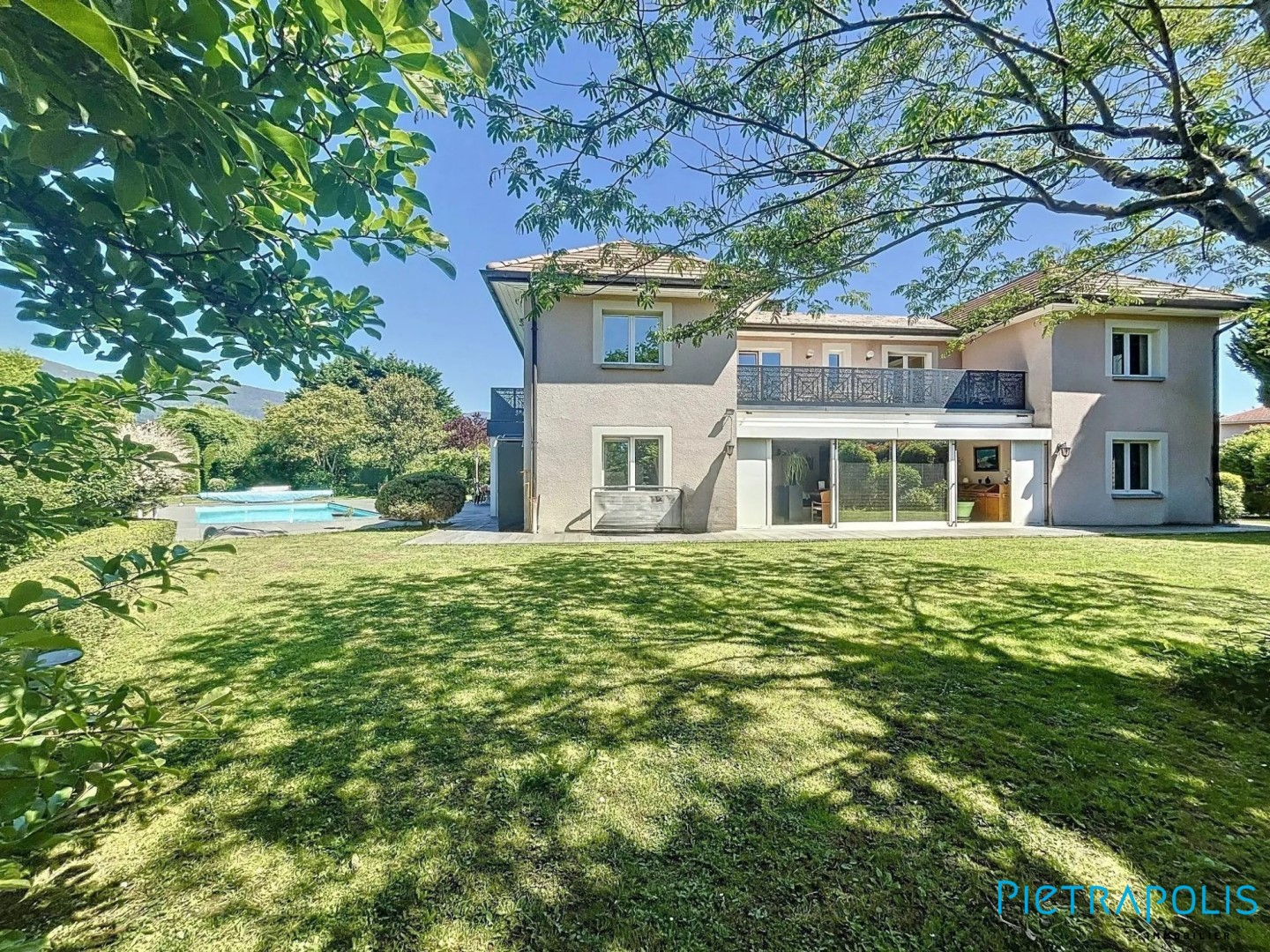 Maison de luxe à vendre dans le quartier Sud Ouest
