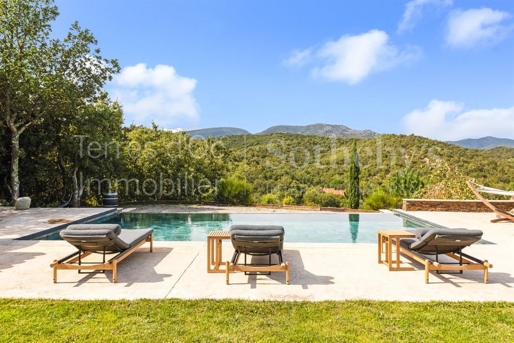 Maison de luxe à vendre dans le quartier Centre Ville