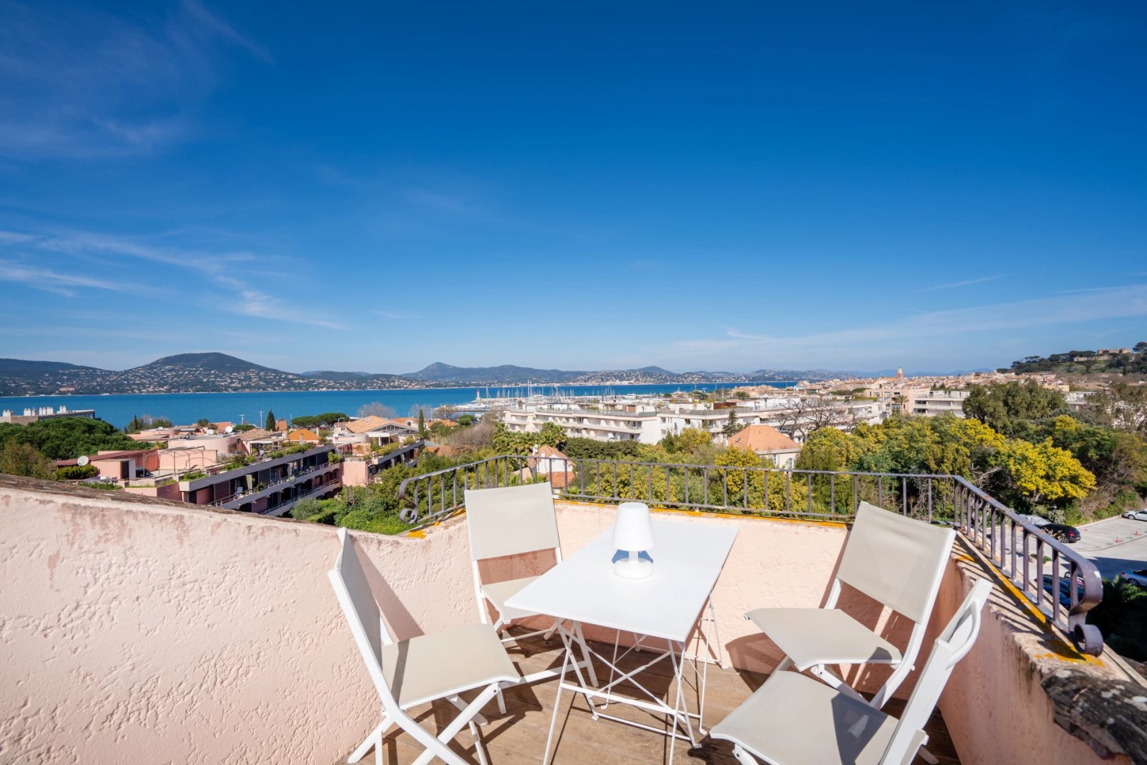 Luxe appartement te koop in Saint-Tropez
