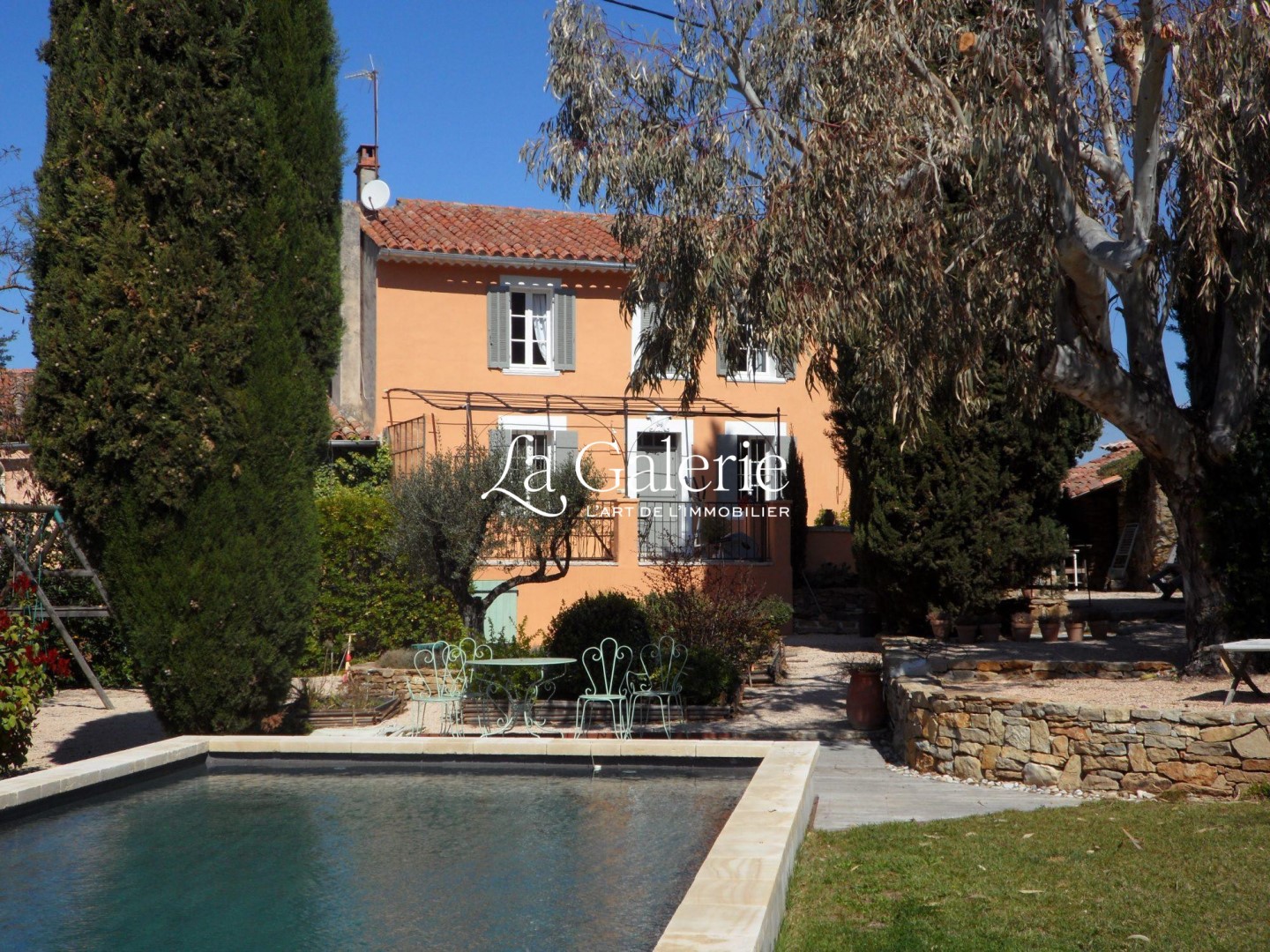 Country house for sale in Le Castellet