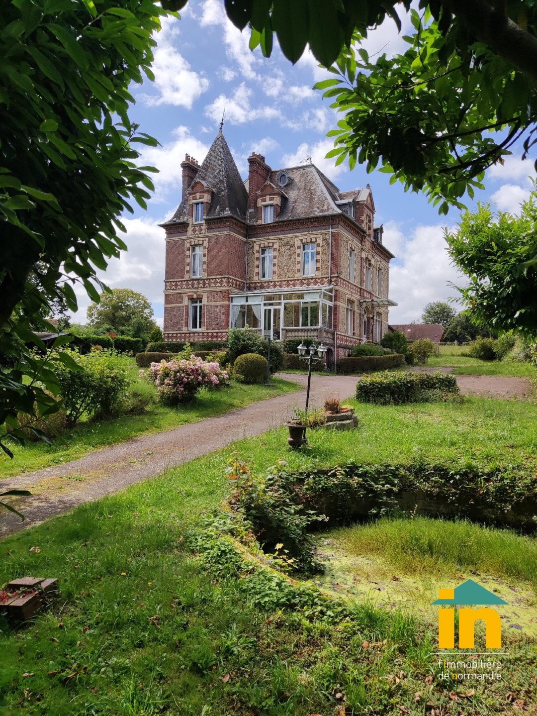 luxe huis te koop in L'Aigle