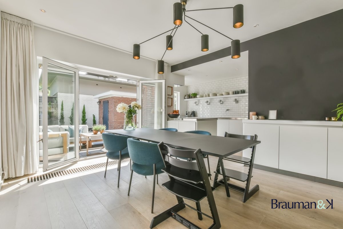 Luxe appartement te koop in République